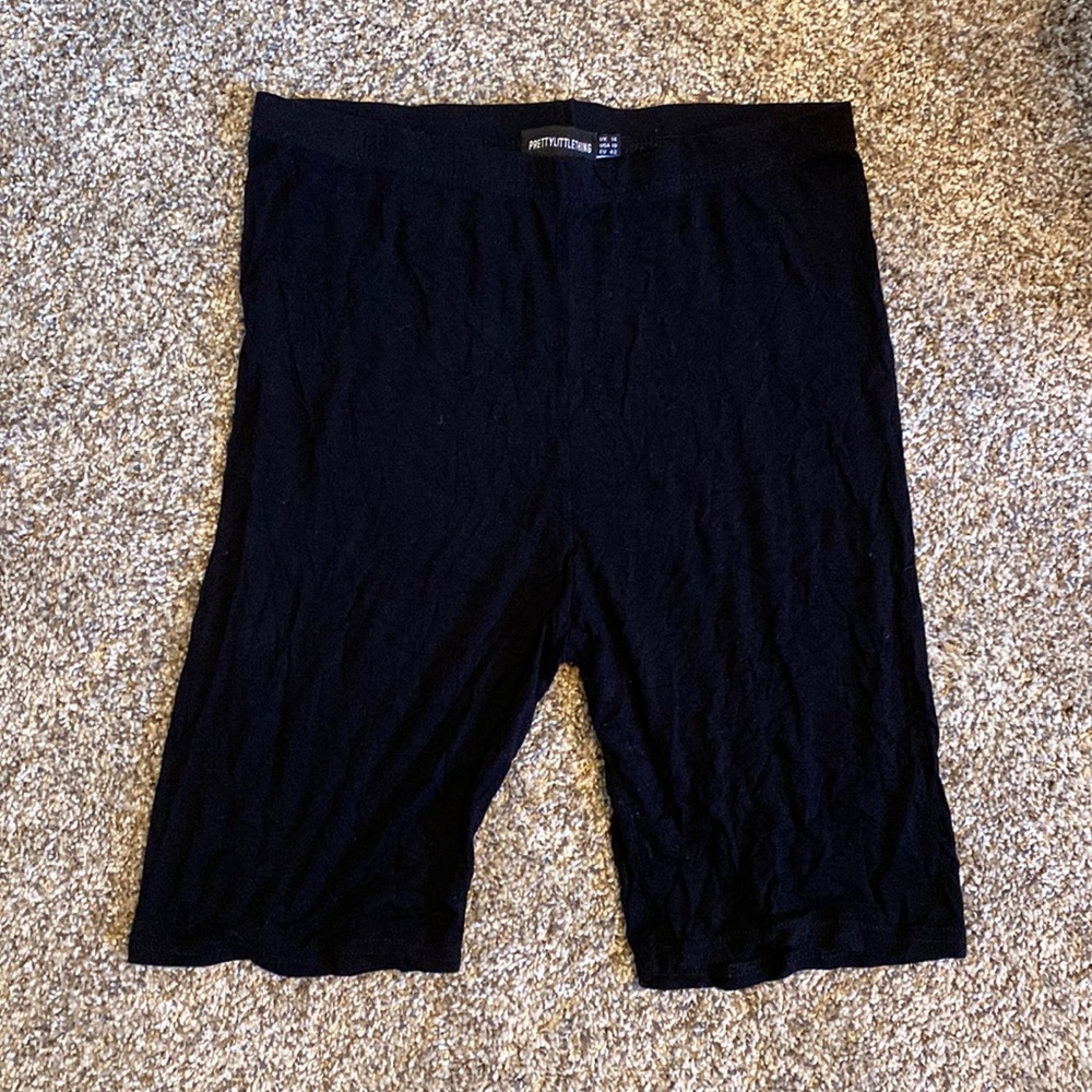 PrettyLittleThing Black Biker Shorts, size 10